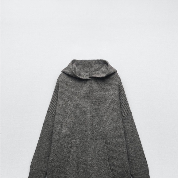 NWT Oversize Knit Sweater by Zara - Picture 2 of 2
